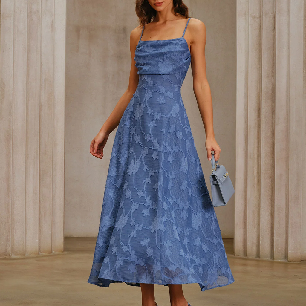 Blaues Jacquard‑Slip‑Maxikleid mit quadratischem Ausschnitt und Kreuzrücken