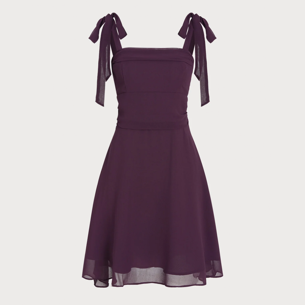Lila Chiffon‑Slip‑Minikleid mit quadratischem Ausschnitt und gebundenen Trägern
