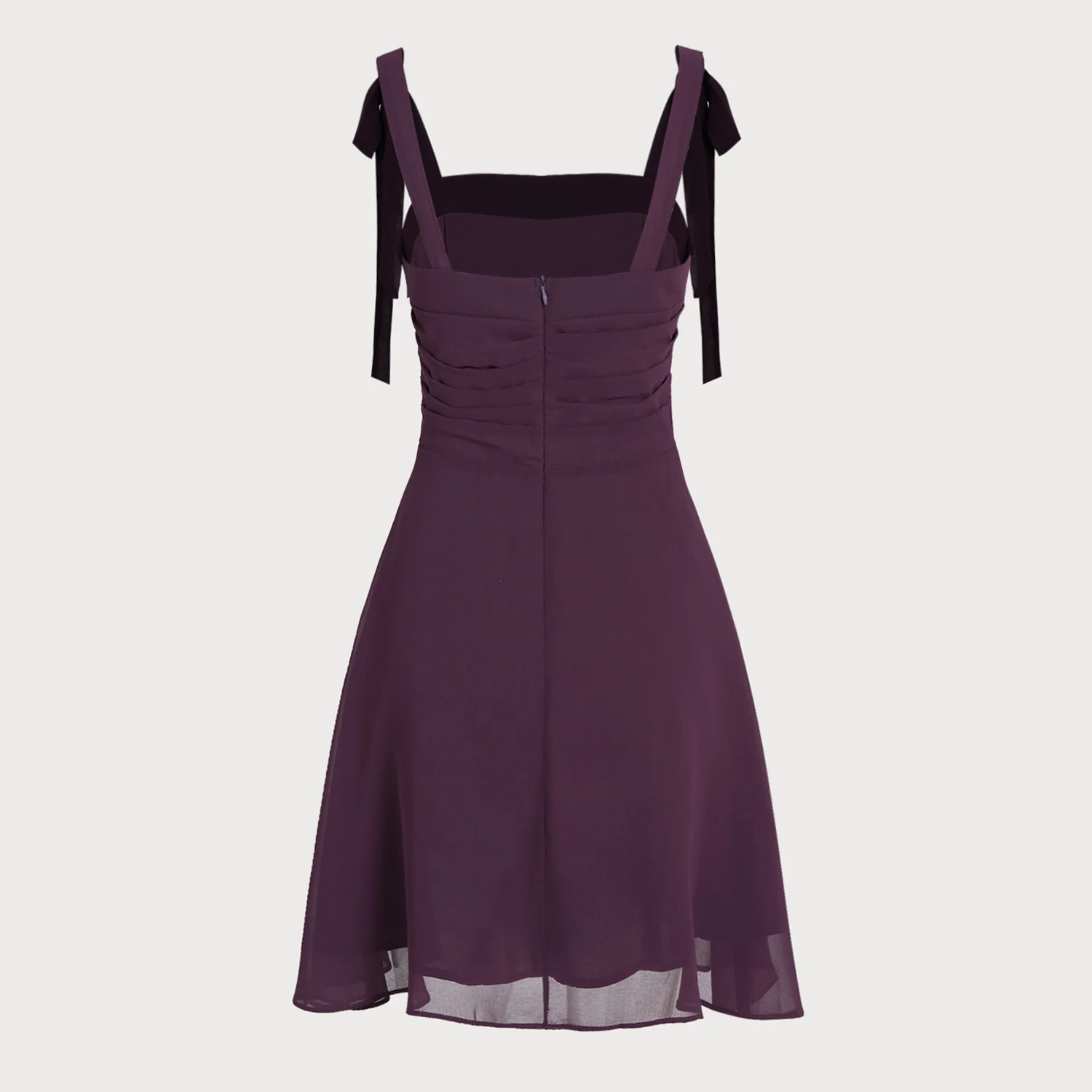 Lila Chiffon‑Slip‑Minikleid mit quadratischem Ausschnitt und gebundenen Trägern