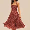 Weinrotes florales Slip‑Midi‑Kleid mit Trägern und A‑Linien‑Schnitt